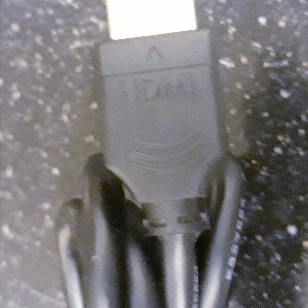 HDMI Cable - Picture 2 of 5